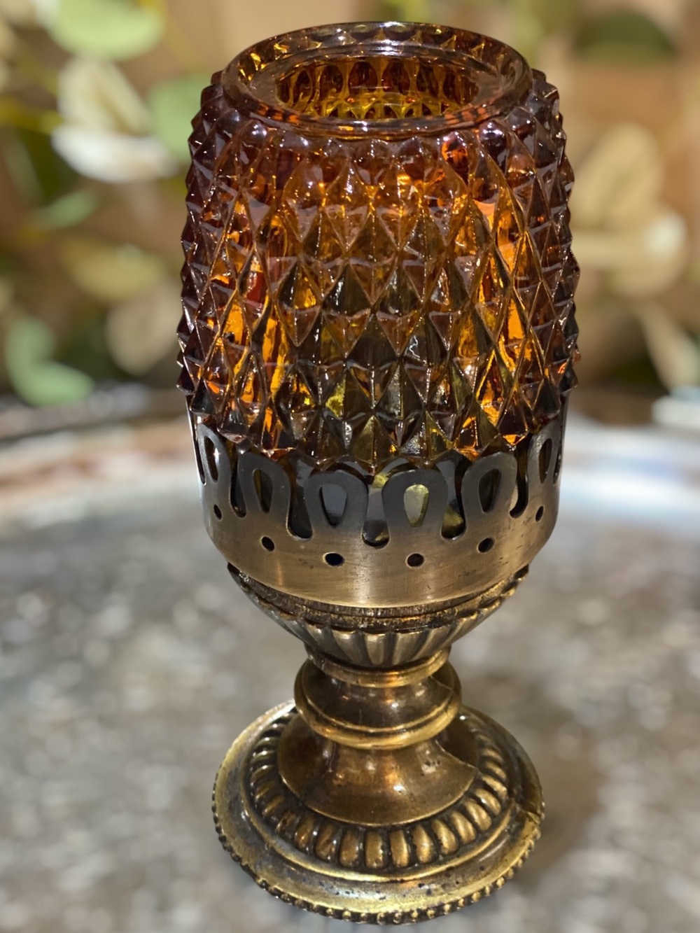 Vintage Fairy Lamp Amber Diamond Point Indiana Glass Brass Base Gorgeous - Picture 11 of 11